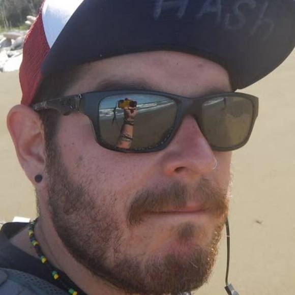 Meet your Posher, Joey - Picture 1 of 1